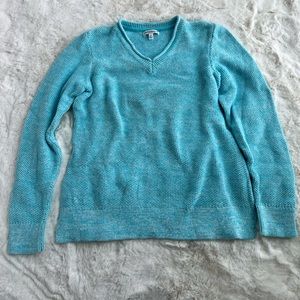 Croft and Barrow Blue Sweater